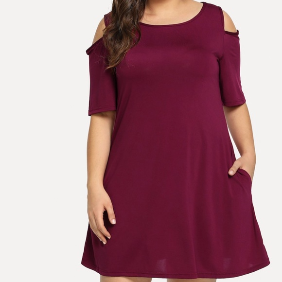 Cold Shoulder Dress w/Pockets - Picture 1 of 6